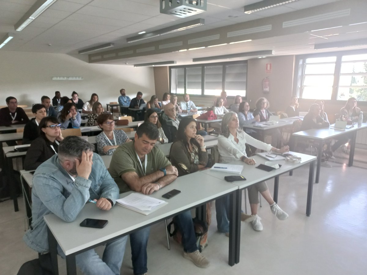 May 17 communication sessions on the first day of PIECIT's conference on inclusive education practices. <a href="/unizar/">Universidad Zaragoza</a> <a href="/CampusIberus/">Campus Iberus</a> <a href="/EUErasmusPlus/">Erasmus+</a> #PIECIT #InclusiveSchools