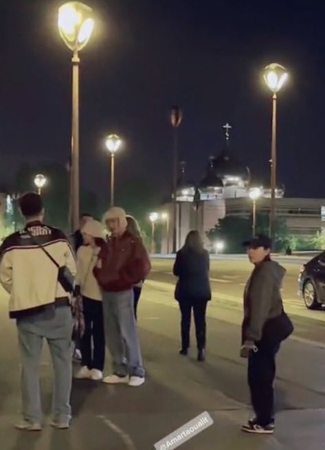 iusecapybara's tweet photo. More proof this literally isn’t Taehyung, here’s an even clearer pic. It looks like a random white man with a mustache and beard. People tried to stalk them and cosplay as them and their managers. https://t.co/5cTbSC8g4E
