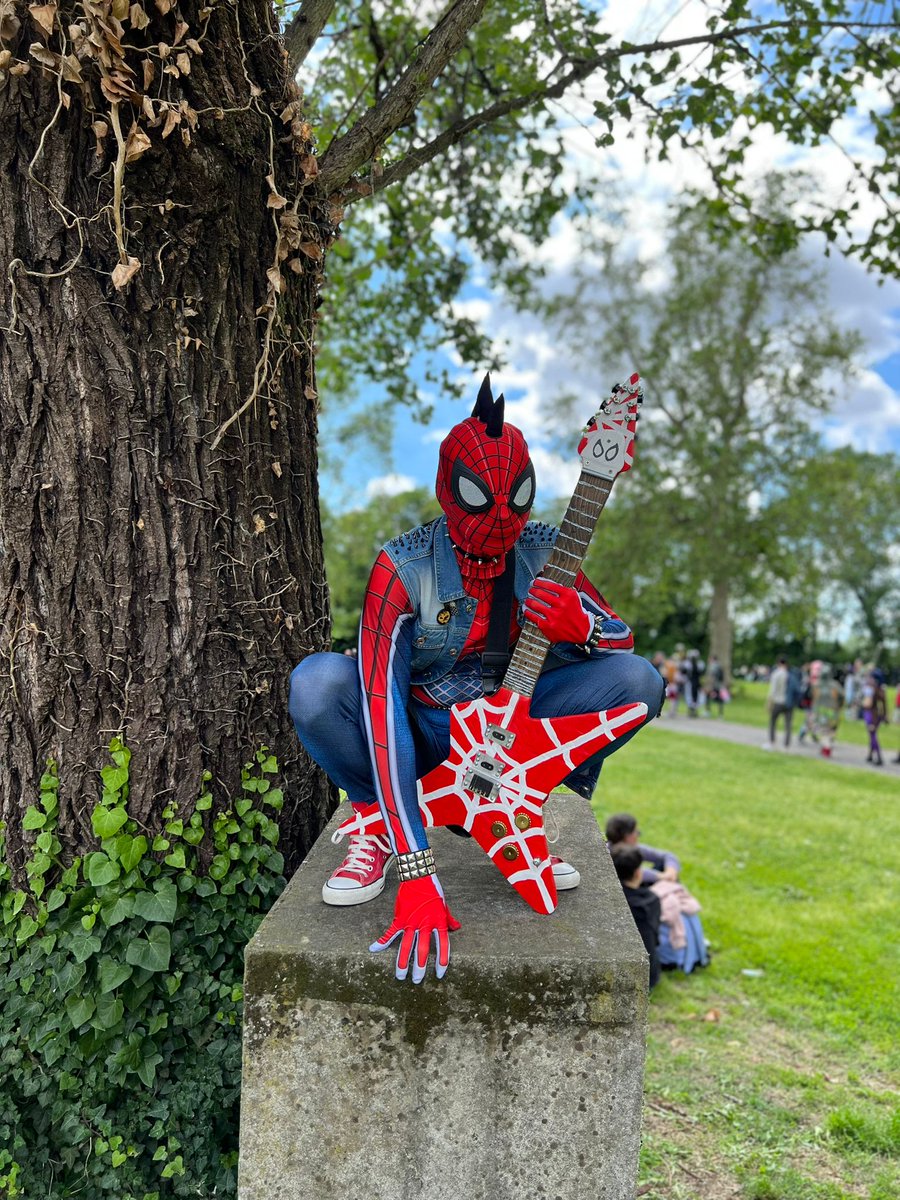 CodyCorrado's tweet photo. #SpiderManAcrossTheSpiderVerse #Spiderpunk #SpiderVerse #spiderman #cosplay #cosplayboy https://t.co/PKpMMLq5zV