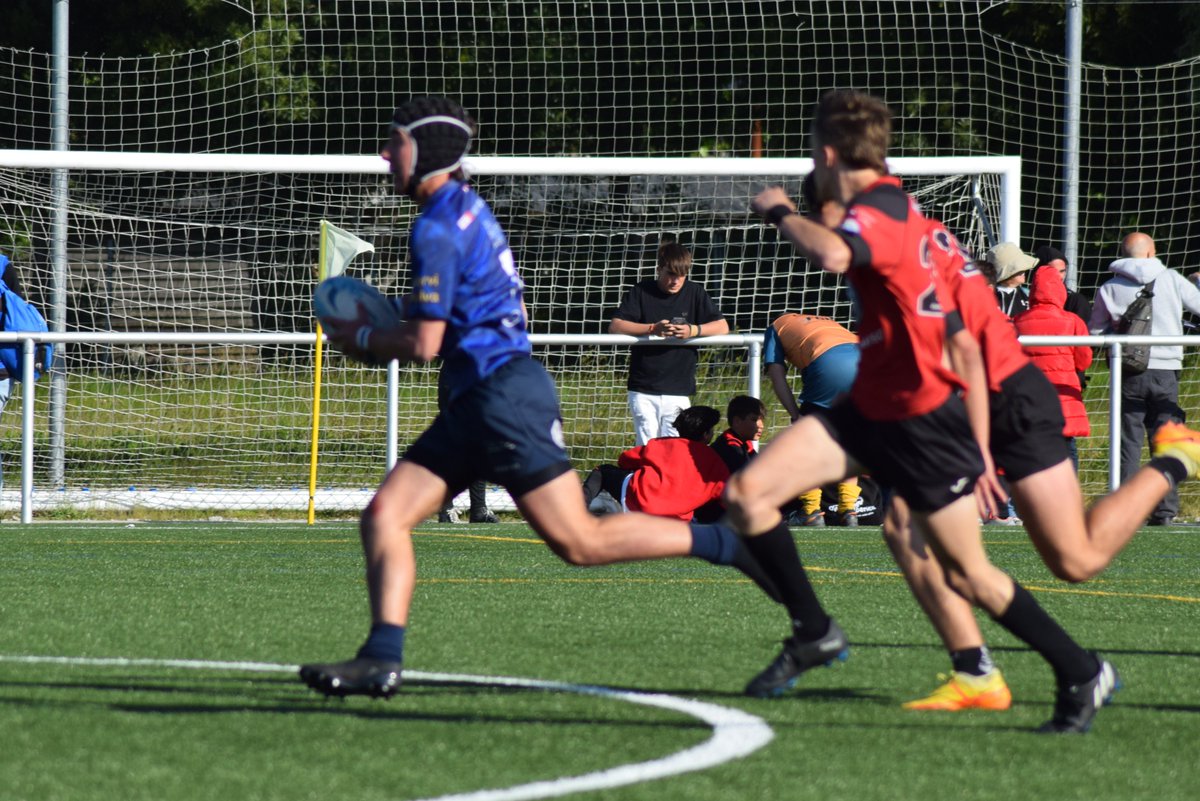 CampoCharlie's tweet photo. Dia das #letrasgalegas oval
🏉"As finais non se xogan, as finales se ganan"
🏆CAMPIONS #CopaXunta #Rugby7s 2023
Doble GRAND SLAM para o @VigoRugbyClub #M18
Imbatidos 2022-23 en XV e 7s
Novo triunfo dun equipo onde todos aportan e suman, sen estrellitas, triunfo do RUGBY https://t.co/gswhLjtftG