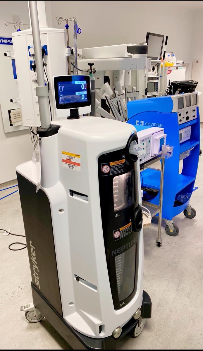 Technology parade in our Endoalpha MISB theatre yesterday: 
Neptune 3 waste management system, rapidvac smoke evacuator, forcetriad electrosurgical unit, Sonoscape U/S scanner, Airseal insufflation system and -of course- our daVinci Xi robot. 

This is ⁦@NHSGrampian⁩.