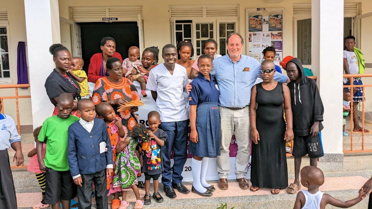 Joy at the opening of a dedicated childhood cancer ward in Uganda after decades of effort.

Children pictured, all have retinoblastoma &amp; are part of our treatment programme.

Read this &amp; other research news from Sub-Saharan Africa: 👉bit.ly/3pM59Bj

<a href="/ChectUK/">CHECT UK</a> <a href="/nicolaod_/">Dr Nicola O'Donnell</a>
