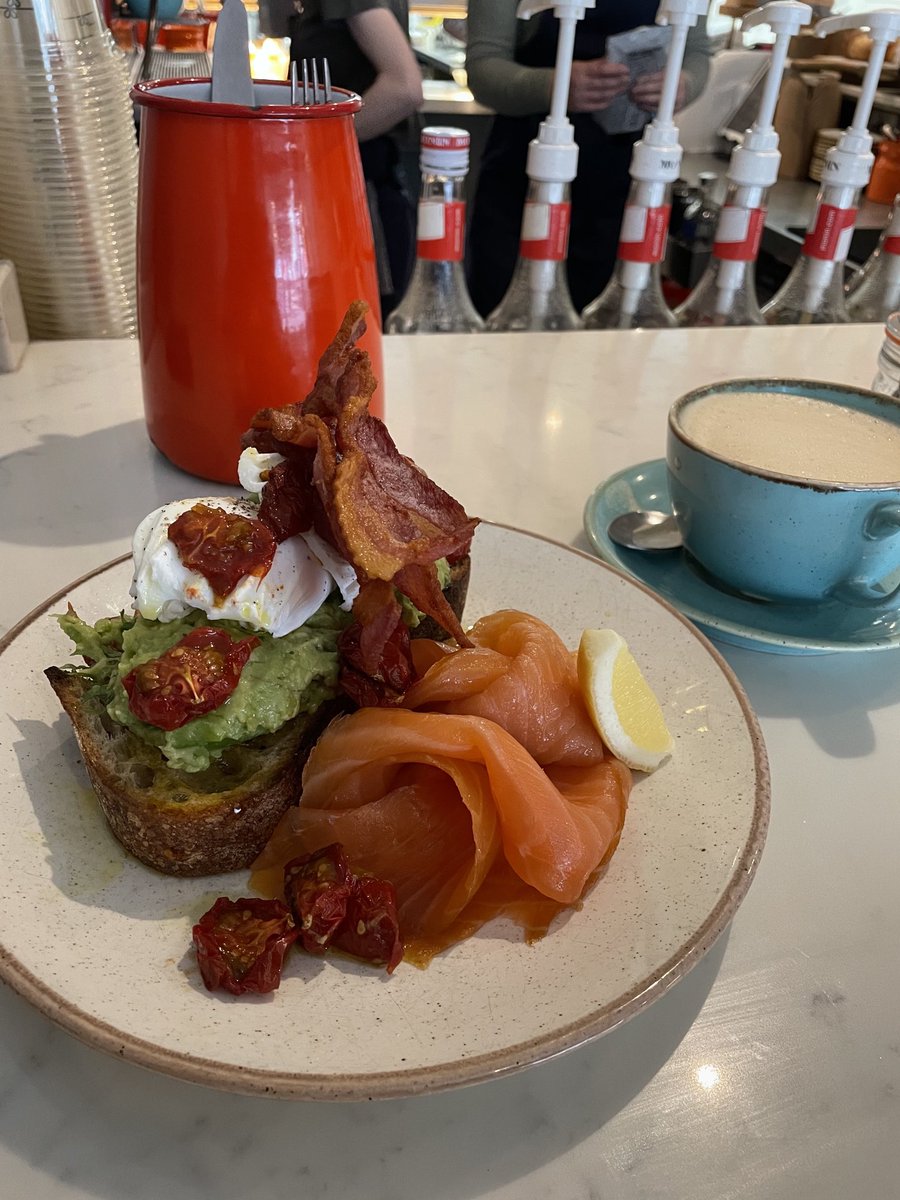 Rishi Persad tweet media