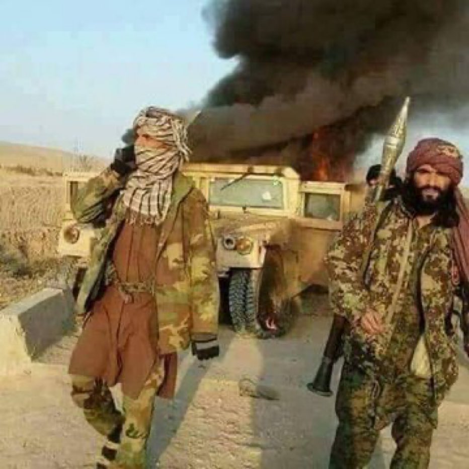 SafiaAlkozay's tweet photo. دا کوم امریکایی فلم ندی دا زمونږ غازی پوځیان دی چه کفار یی ختم کړل وطن یی فتح کړ ❤️🏳️❤️🏳️❤️🏳️ https://t.co/LOwspcSg3L