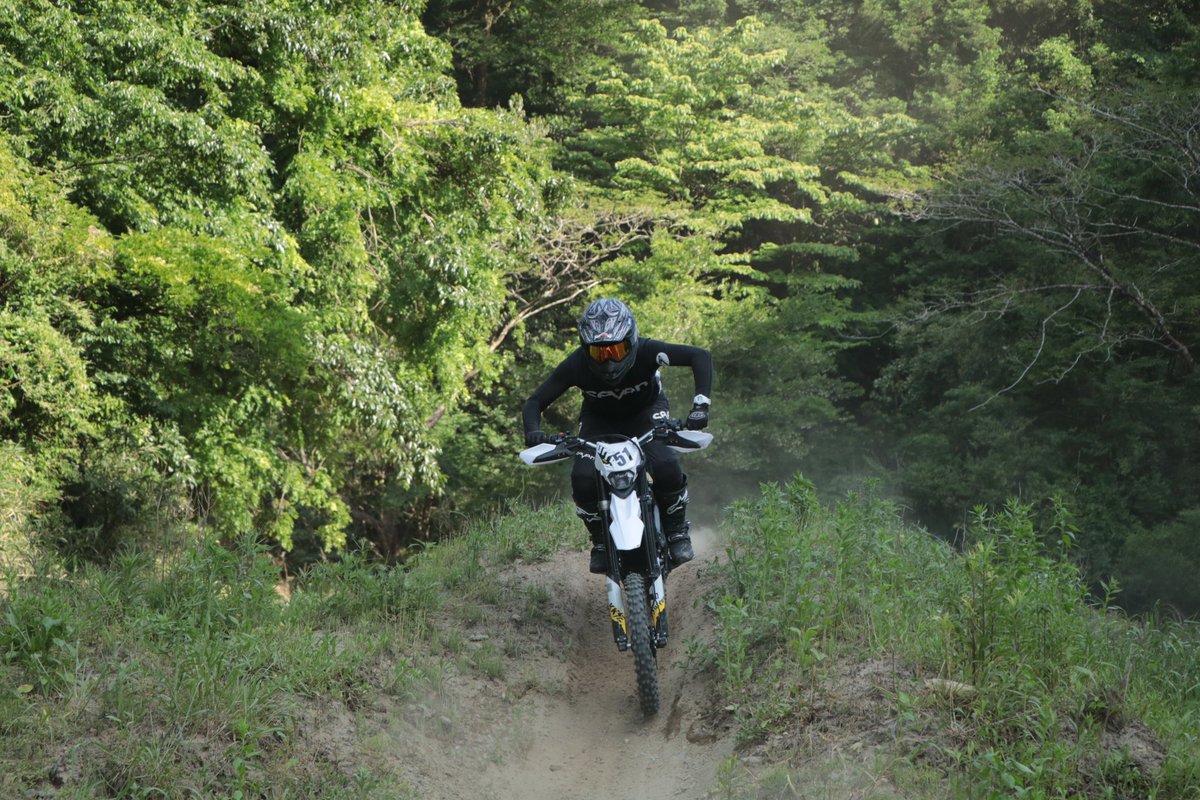 jonit_211's tweet image. SURRON Ultra Bee 🐝 
改めてドライコンディションで乗ったら最高だった

ホント良く出来てるわい

#surron #ultrabee