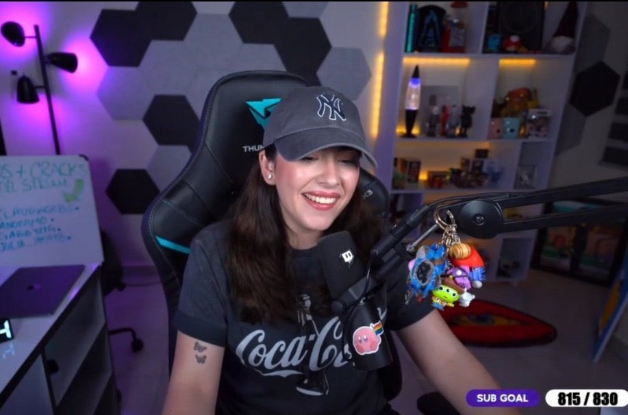 Gracias por el stream de hoy lic, la quiero mucho 💓