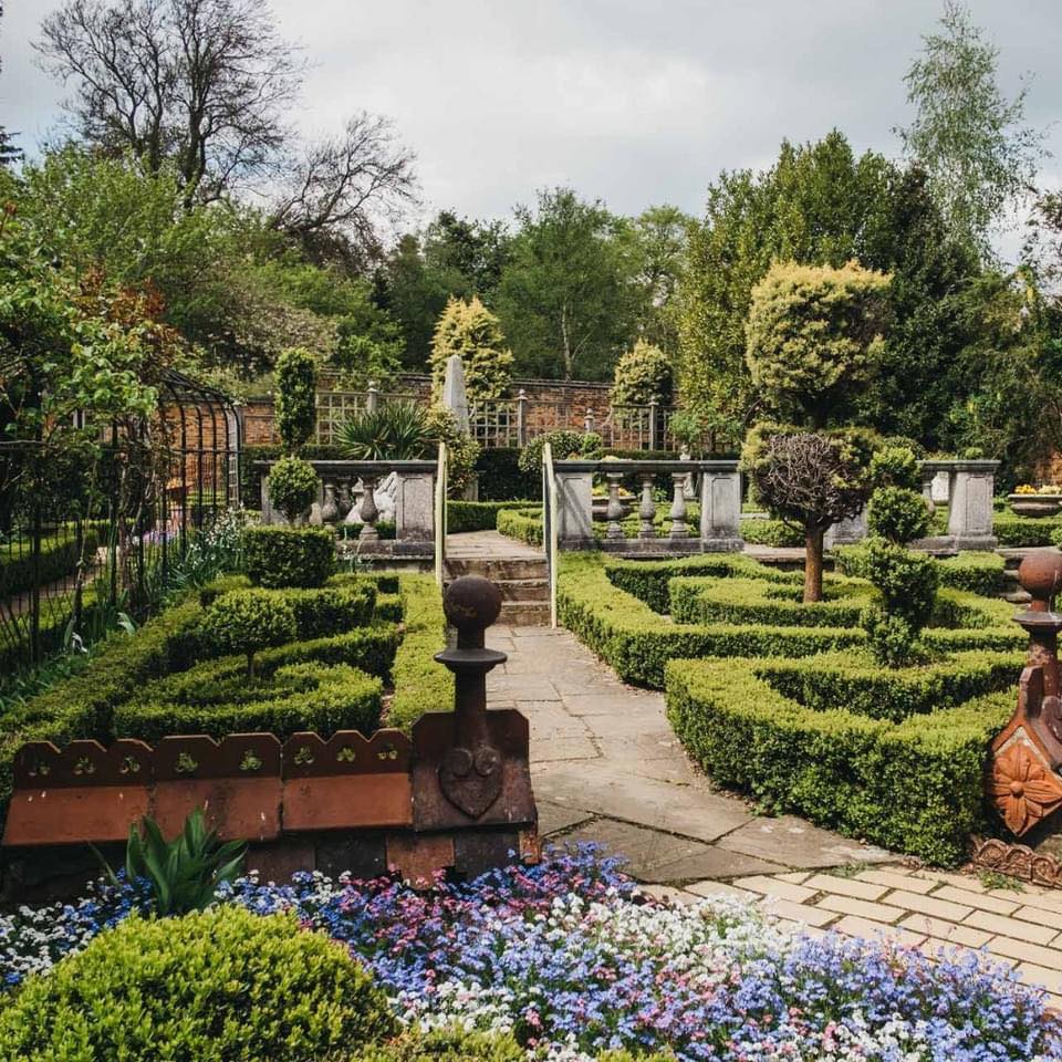 International Museum Day is to raise awareness about the challenges that museums face that they can only survive with the support of their communities. So why not visit our 2 sites Stocckwood Discovery Centre and Wardown House Museum here in Luton.