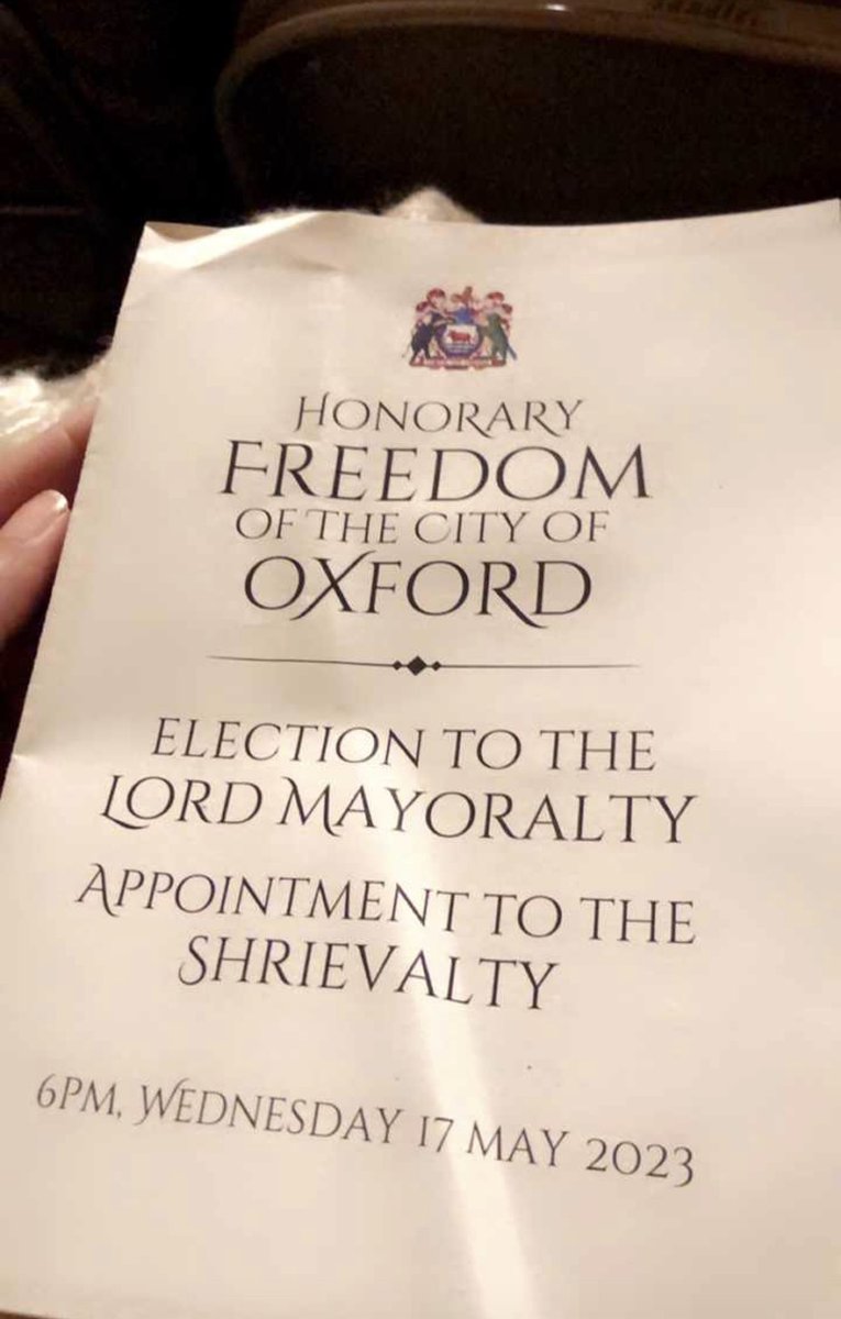 LubzStaProperty's tweet photo. Today witnessed a momentous occasion as I was granted the esteemed position of Lord Mayor of Oxford City. It is worth highlighting that I am the trailblazing first Muslim woman of color, and the youngest person to ever hold the esteemed title of Lord Mayor in @OxfordCity https://t.co/HNrl7jvt55