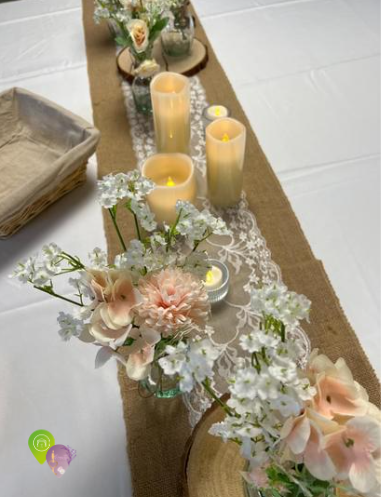 e_location77's tweet photo. Le mariage champêtre crée une ambiance chaleureuse, décontractée et romantique, mettant en valeur la beauté de la nature. C'est le style le plus répandu pour les mariages. Chaque année, nous avons une dizaine de prestations sur ce thème.🌾 Qu'en pensez-vous ? #mariagechampêtre https://t.co/BHMbnqTYpi