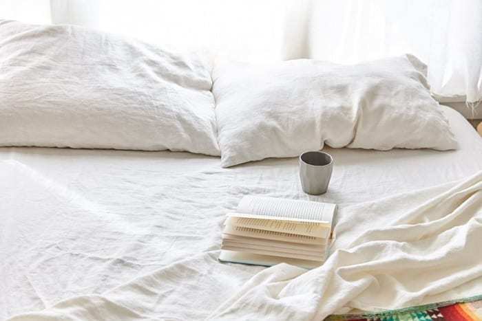 (っ◔◡◔)っHemp Looks Like This
Super absorbent, temperature regulating, hypo-allergenic, anti-bacterial & biodegradeable. Hemp sheets are perfect for summer. Hemp fibre is of a higher quality, is more porous & breathable than other materials & will last much longer than cotton.