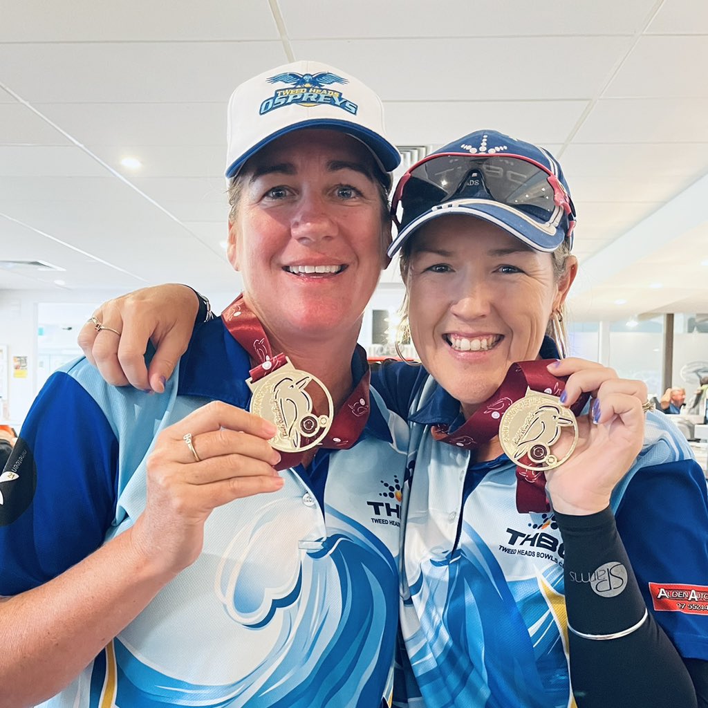 Happy little Vegemites 🤩 Queensland State Pairs Gold with the bestie. Super sweet! Home time now yewwww 💙💛