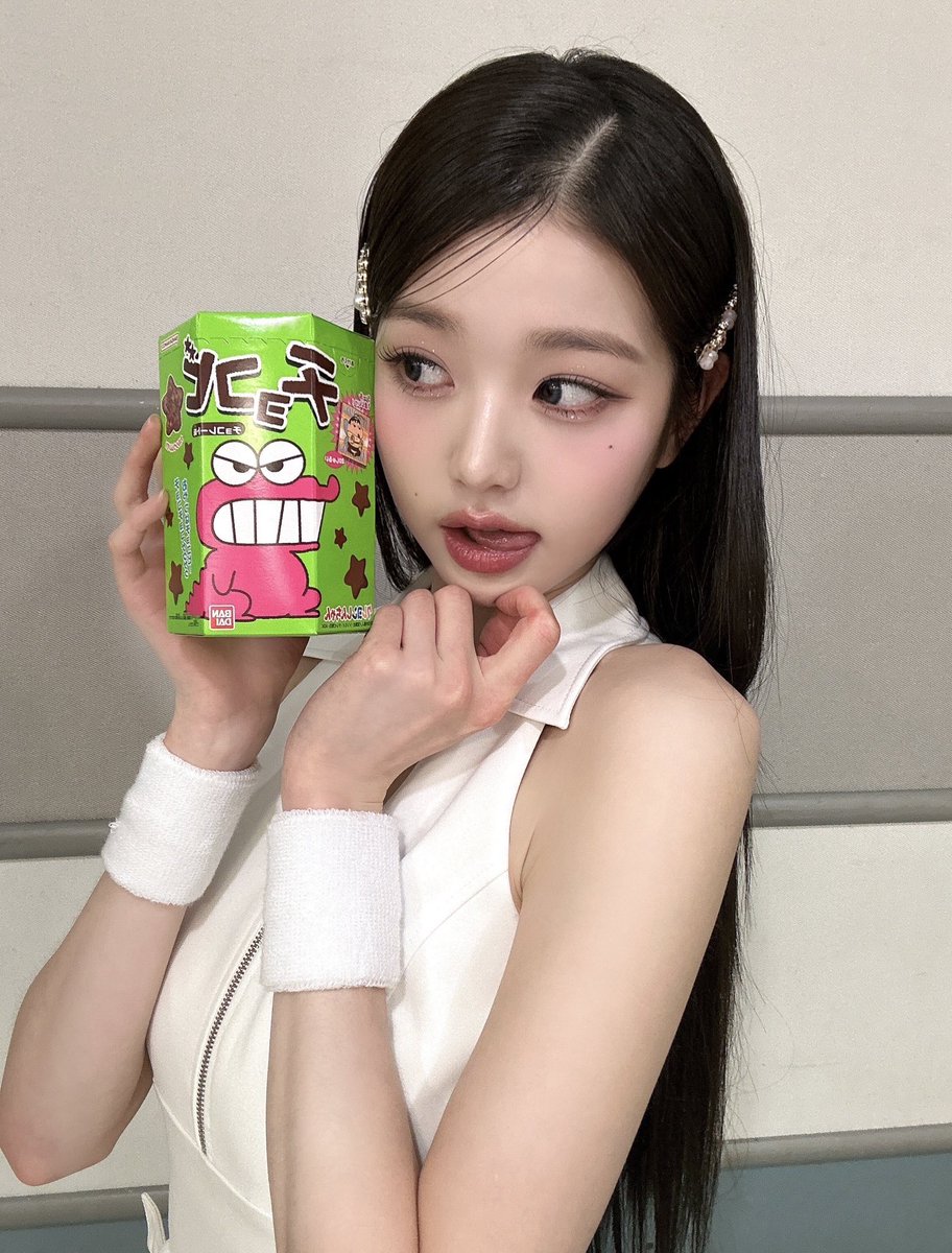 เบบิ่สองคนนี้ชอบกินขนมกันจิงๆเลยน้า