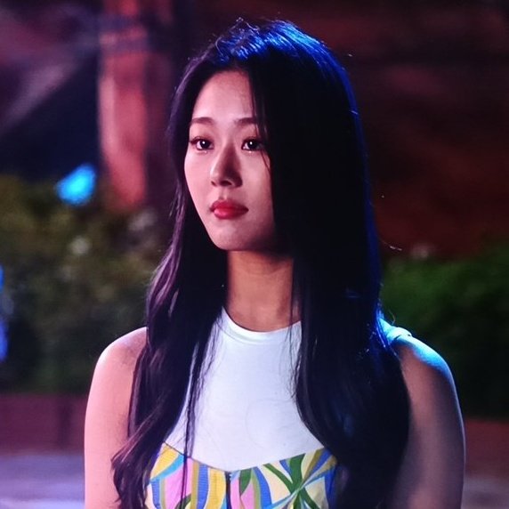 CherryBulletInt's tweet photo. Cherry Bullet's CHAERIN on 'To All The Boys' Spin-off 'XO,Kitty' Ep.5 as Lulu 

🍒 https://t.co/w13qgmjJlc

#CherryBullet #체리블렛 #박채린 #CHAERIN #XOKitty #엑스오키티 #LULU https://t.co/iLTa7GTpdL