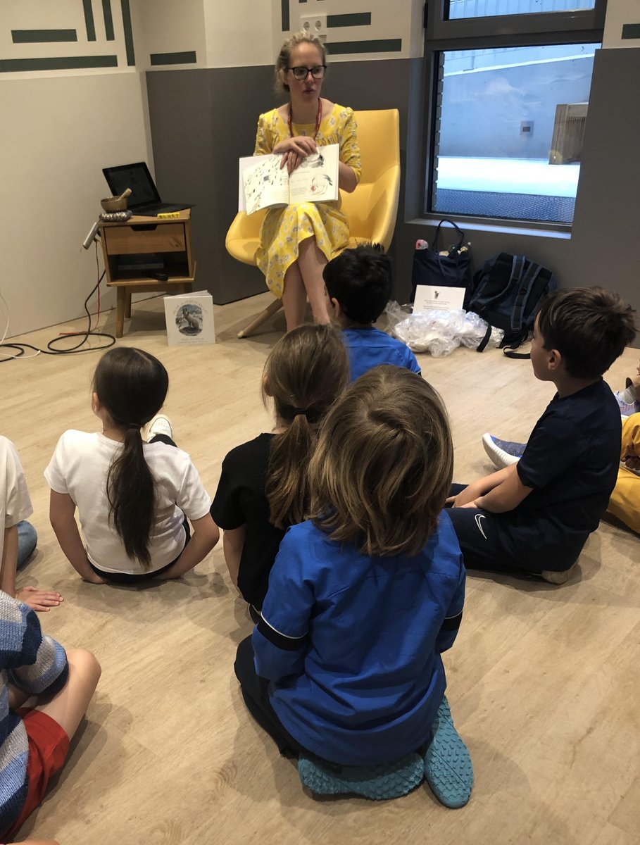 So honoured to have the author #MollyArbuthnot here in the library to read with our students. So wonderful to hear her read her lovely stories! Find out more about Molly and her Oscar the Ferry Cat books. mollyarbuthnott.co.uk