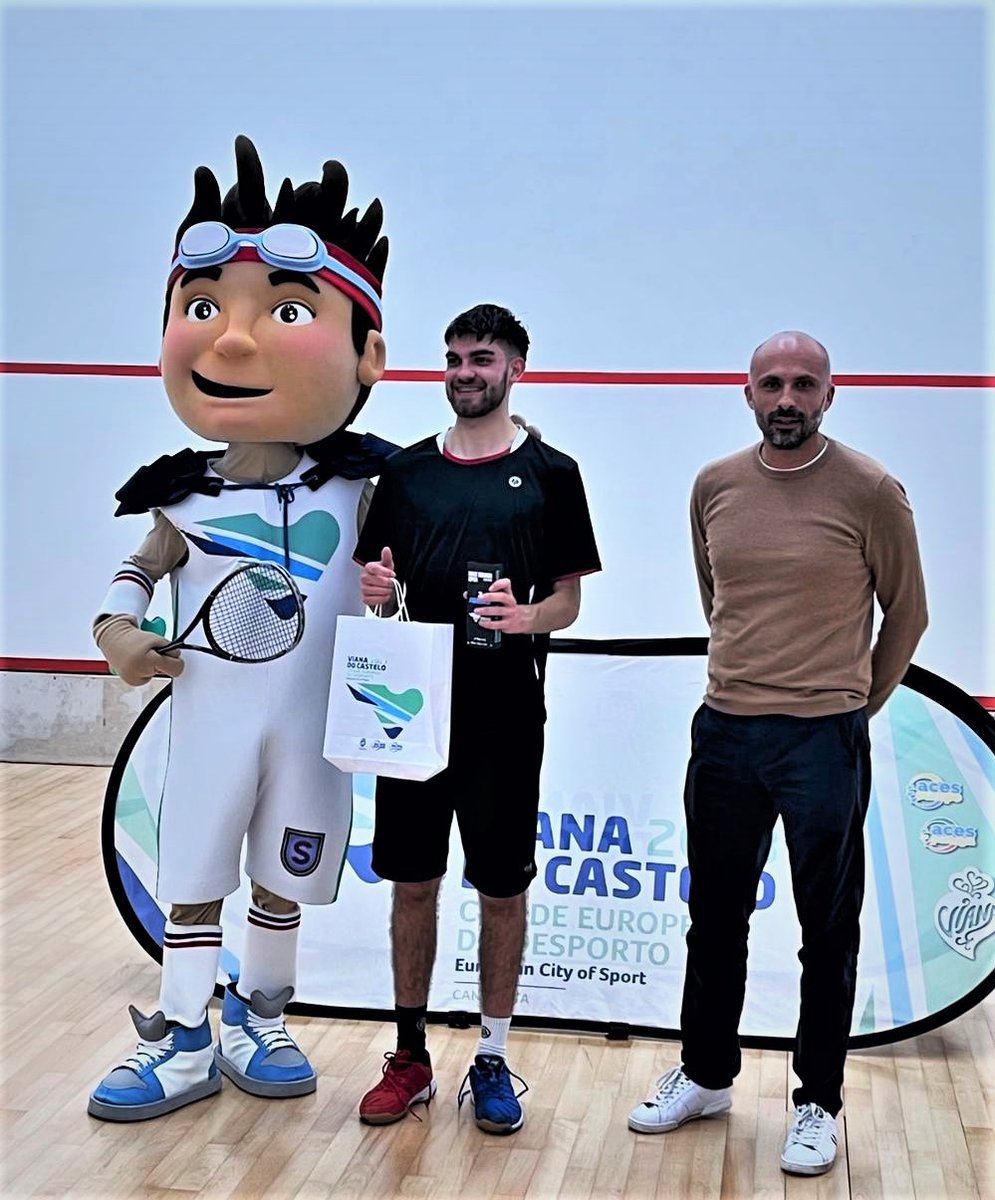 ipvc_twit's tweet photo. Eduardo Rocha, aluno do #CTeSP #Mecatronica no @ipvc_twit, sagrou-se #ViceCampeao no #VianadoCastelo #Squash Open – Nível 1, que se realizou, no passado dia 13 de maio, em Viana do Castelo.💪👏👏 Este evento @Viana2023 foi organizado pela @fnsportugal. @ImprensaViana @AcesEurope https://t.co/hUobotRQrM