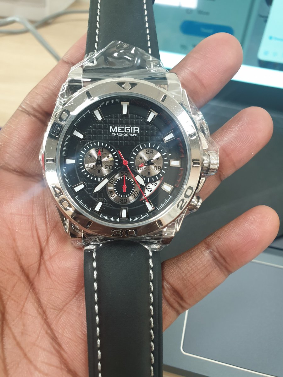 CalebManywele's tweet photo. New mini babe just landed...sasa ni someones daughter's legs I need kwa passenger seat 😝😅😅 #Megir https://t.co/kbsOQqdcla
