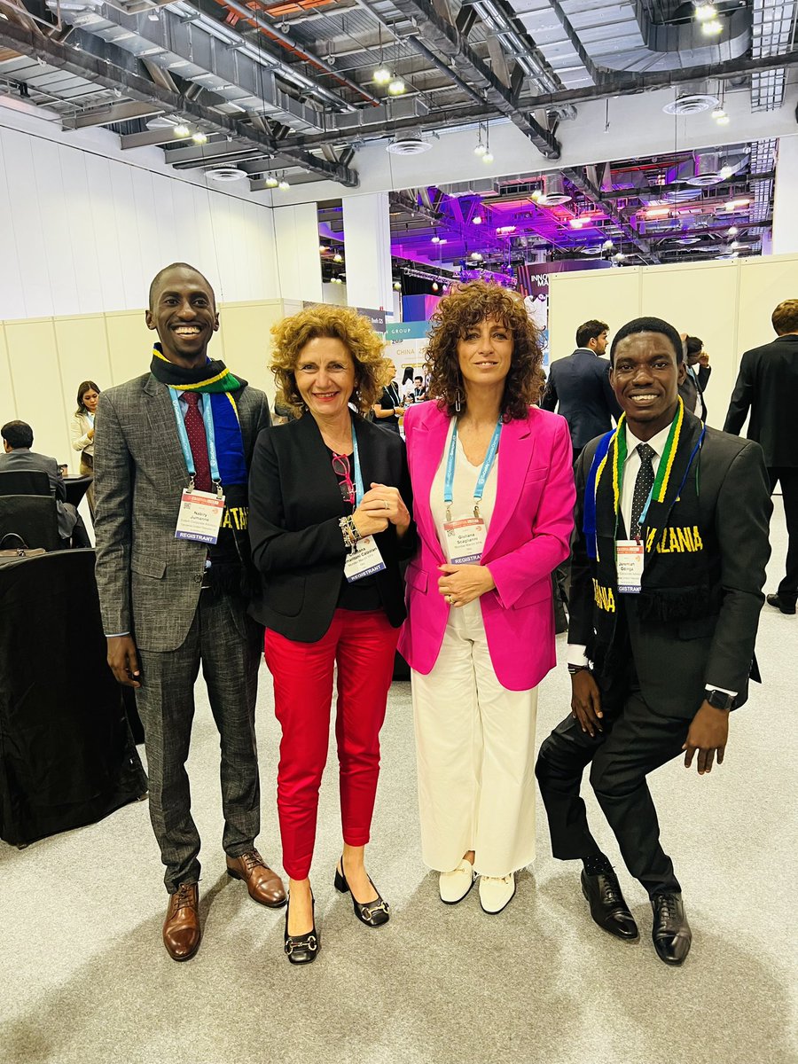 AdvisoryExtent's tweet photo. Day 2 at the @INTA Annual Meeting in Singapore.
Our Partners @JjNabiry and @OdingaJeremiah continue to engage with IP professionals from around the world, exchanging knowledge and forging lasting connections.
#INTA2023
#GlobalIPCommunity
#IPPractitioners
#IPTanzania https://t.co/533gjNqIhY