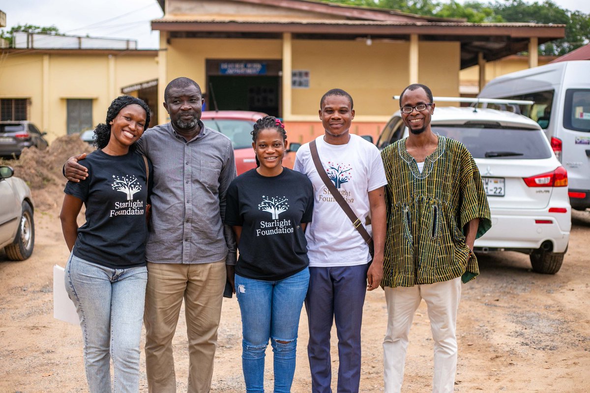 StarlightFound1's tweet photo. #StarlightFoundation #AdamfoGhana #WingsOfSupport #MenstrualHygieneDay #MHDAY2023 #WeAreCommitted #BreakTheSilence #ItsTimeForAction #LetUsSaveTheWorldTogether #NGO #Girls #CommunityDevelopment https://t.co/ZWZfkEJInu