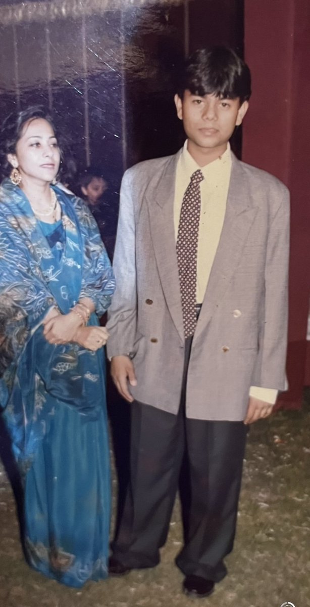 AV_JASWAL's tweet photo. Royalty has its own price to pay..Old to current 

#MeAt19 vs #MeAt35 above that https://t.co/RgQofOxZaH