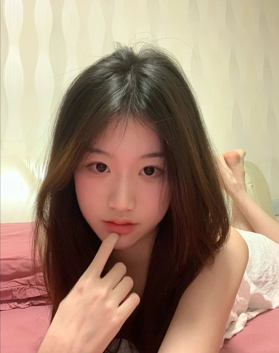caX2ueVGSHwWrlu's tweet photo. 好久没谈恋爱了，可以来个哥哥或者大叔和我谈个恋爱吗，
＃惠州 https://t.co/oGna1lOaKk