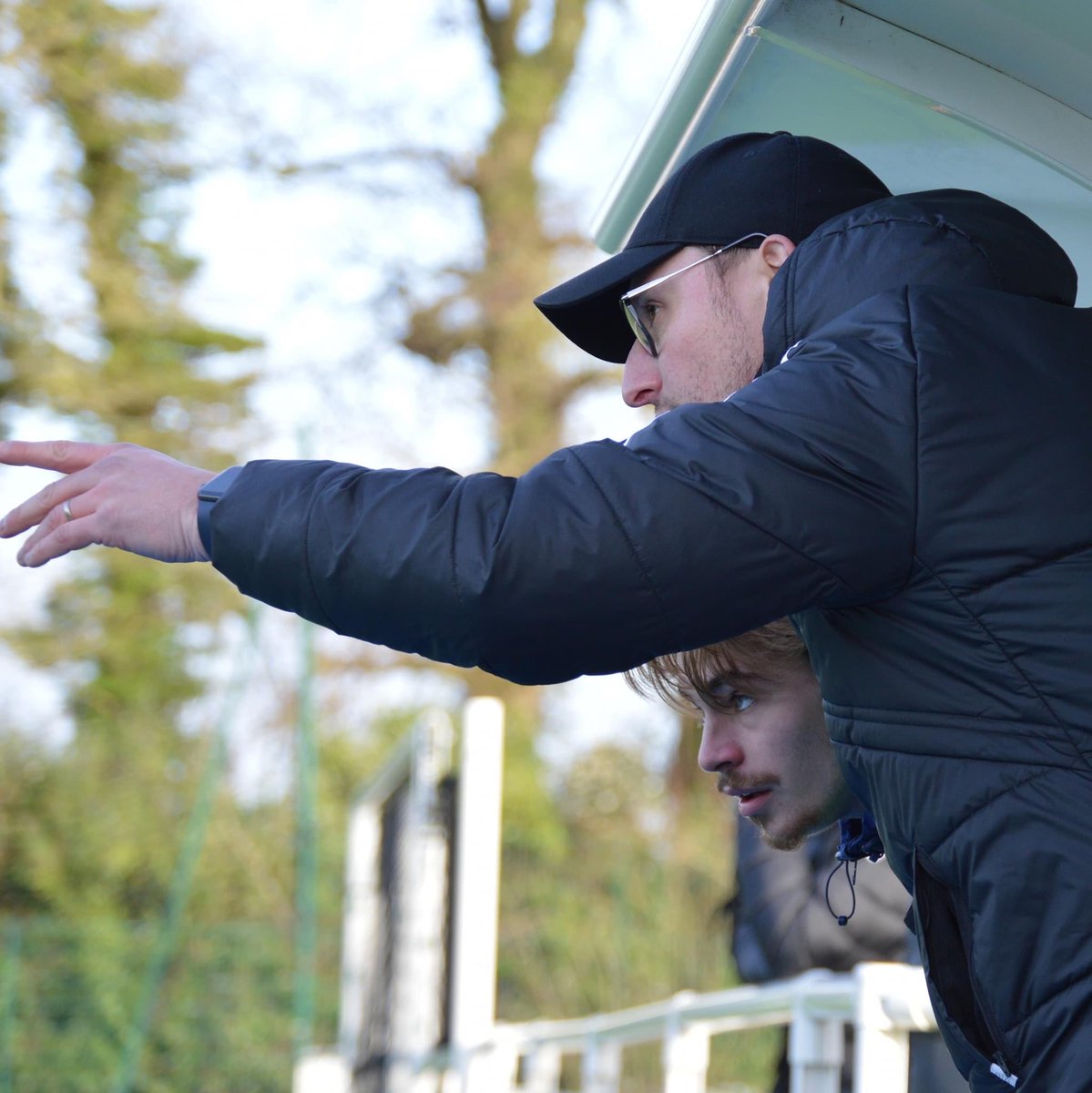 #R2 Jour de derby

Tourville 🆚 Dieppe

🕒 Coup d’envoi à 15:00

Victoire impérative cet après-midi à Miromesnil pour continuer à espérer avant d’aller défier le leader Pavilly ce dimanche 🔵⚪️