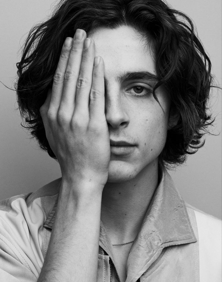 ㅤㅤㅤ・゜Cià·o amigos

I'm here lookin' for friendship, so I decided to do #openfollow for anyone especially western mates! Help me out by retweetin' this and i'll hit u up with the 'follow' notification. Thanks buddy.