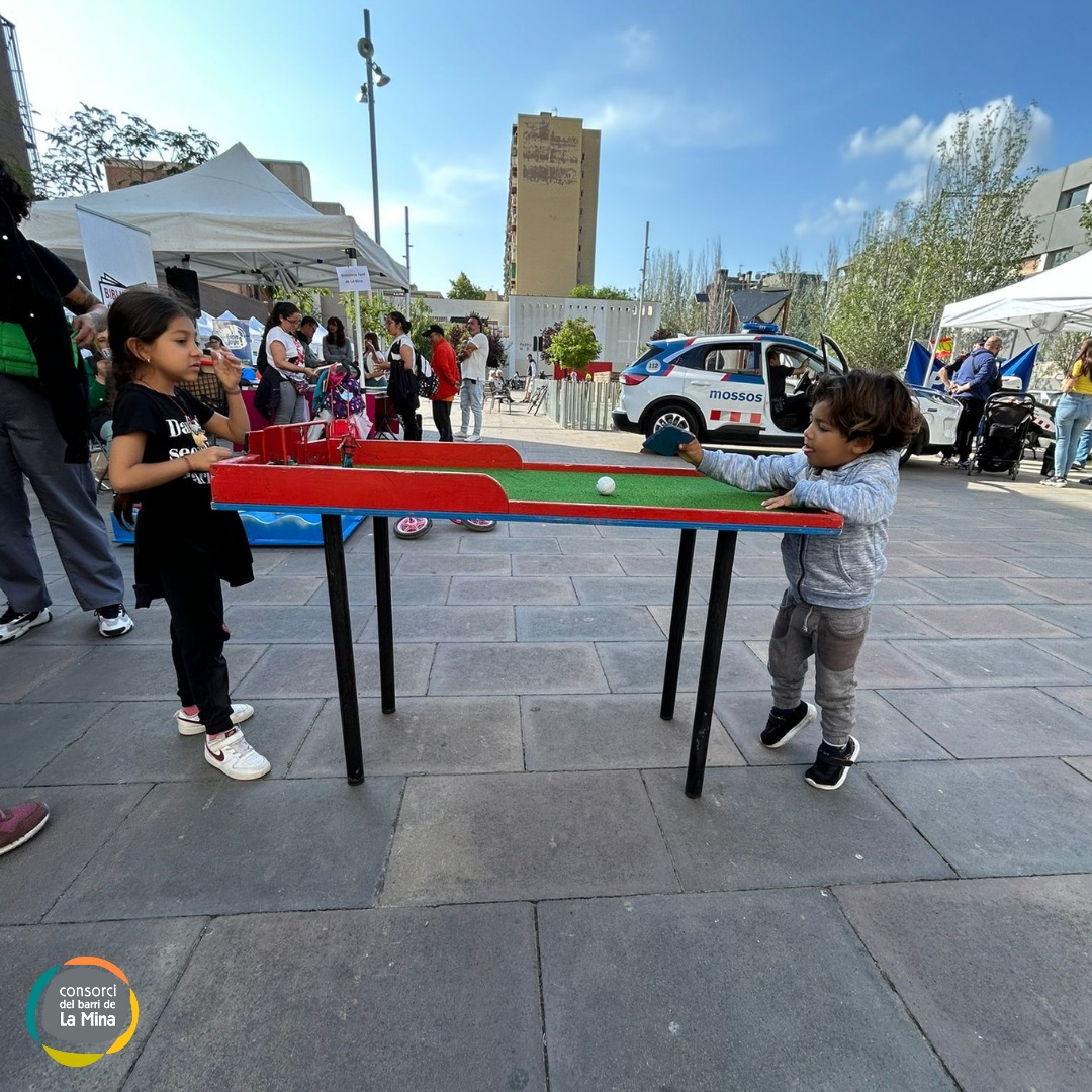 Fem Família tweet media