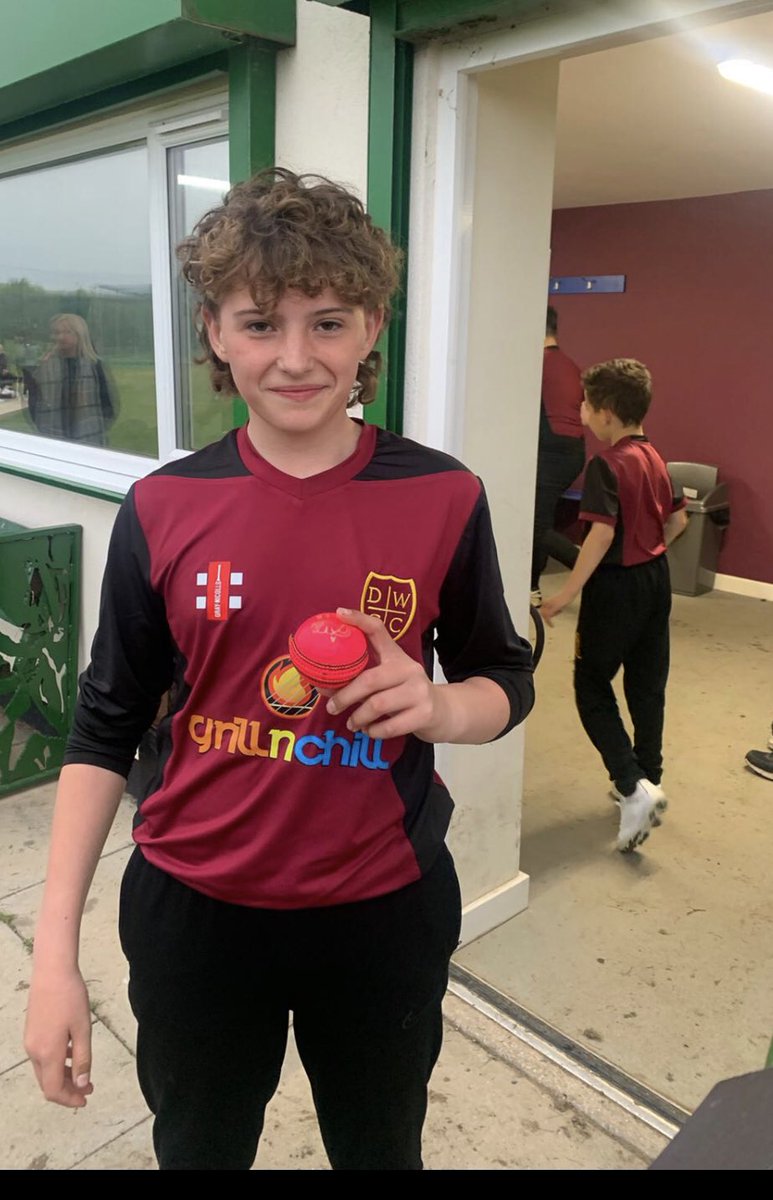 Superb effort from this lad last night against Seaham park, our very own <a href="/chriswaddle93/">Chris Waddle</a> retired after opening the batting being 30 not out….

Then taking 5 wickets for 3 runs in 2 overs

Welcome back to the game ronnie 👏🏏