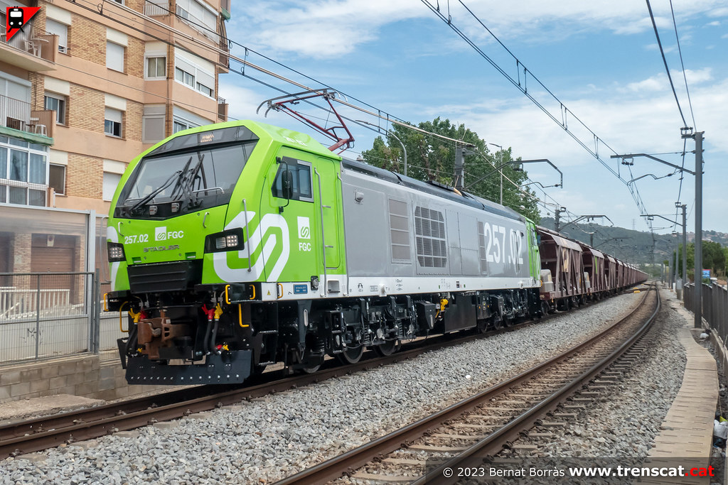 Tren.cat tweet media