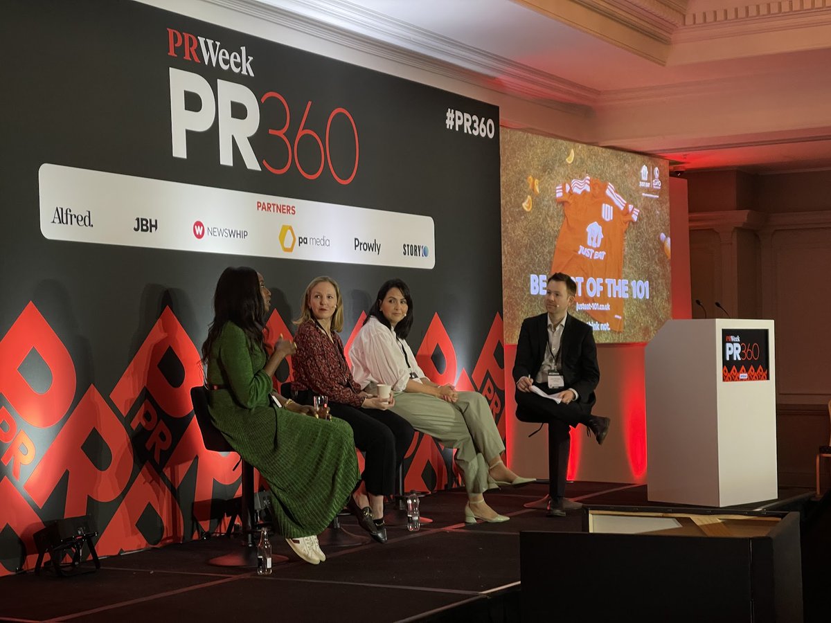 HubKarra's tweet photo. Discussing the purpose of ESG comms @amariliswhitty , #Mattel Michele Moore Duhen, #VodafoneBusiness, and @ClaraBiu  #JustEat #PR #PR360 #PRWeek #publicrelations #comms #brandstory #storytelling #leadership #creativecomms https://t.co/Q6BkYXGORL