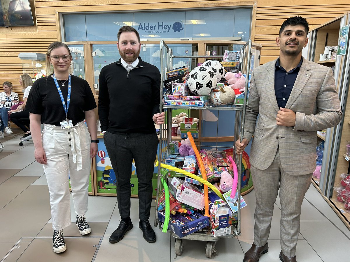 RLeker1990 tweet media