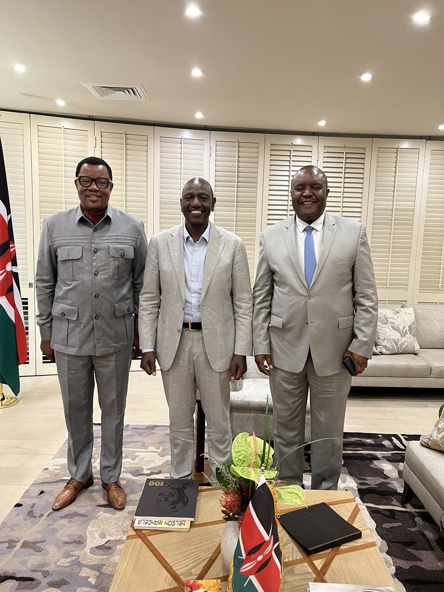 mvenaani's tweet photo. Held constructive engagement with Kenyan Pres. H.E @WilliamsRuto 🇰🇪&amp; African Championed on Climate Change. Matters of African Repositioning on the Global Agenda, Reform of the AU, Climate Change , Renewable Energy ,Youth Unemployment and Security Situation in Sudan were discussed https://t.co/01BUaJ6NYW