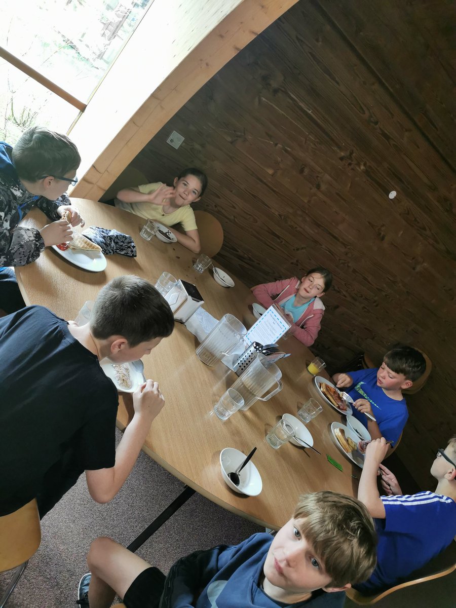 After a great night's sleep (no one got up) and a good breakfast we are ready for the day ahead 🌞