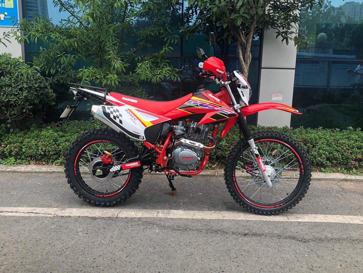 hyp5002's tweet image. #moto #motorcycle #200cc #250cc #OEM #chinamoto    #Bolivia #Peru #150cc #Madagascar #Dominica
China Factory Looking for Importer! 
 #Iran #MOTOCICLETAS #Chongqing  #honda #motorbike #quality #warrant #design #motocicleta  #engine #africa #america #distribution #factory #export