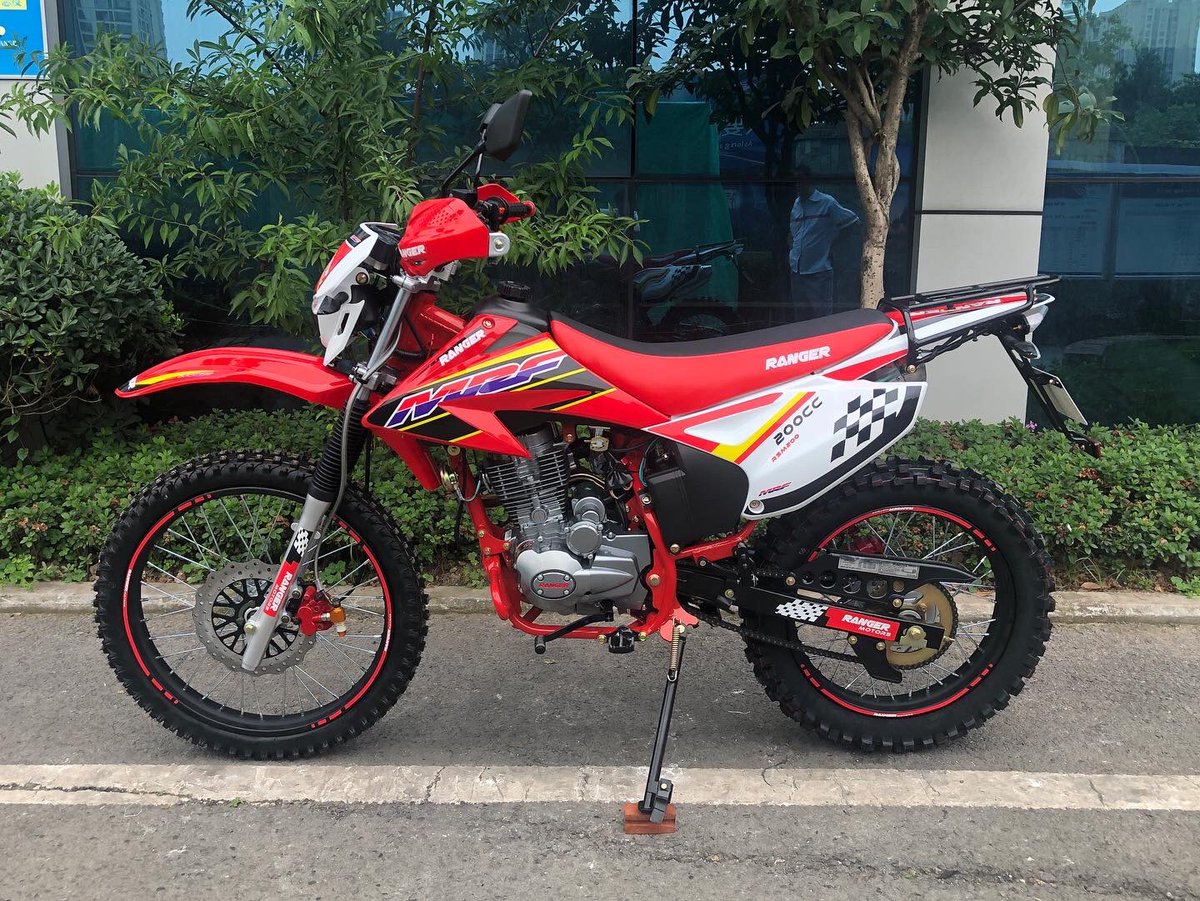 hyp5002's tweet image. #moto #motorcycle #200cc #250cc #OEM #chinamoto    #Bolivia #Peru #150cc #Madagascar #Dominica
China Factory Looking for Importer! 
 #Iran #MOTOCICLETAS #Chongqing  #honda #motorbike #quality #warrant #design #motocicleta  #engine #africa #america #distribution #factory #export