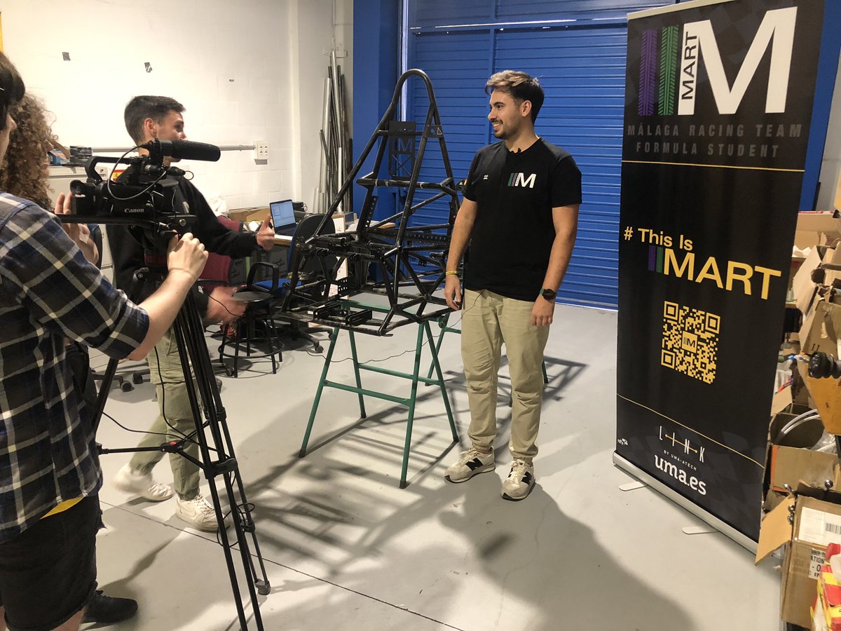 comutopiartv's tweet image. ¡8° #LinkTv! 📺

A las 13:30, nuevo programa de la mano del equipo de la T14🤩@ComuniFac @linkbyuma 

📍Hoy os traemos 👉🏼  @UMARacingTeam escudería creada y gestionada por los propios estudiantes #KProject 

¡No os lo perdáis!