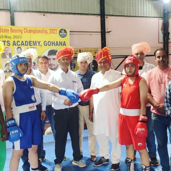 HaryanaBoxing's tweet photo. 2nd Youth women Haryana State Boxing Championship 2023, Gohana
#YouthStateBoxingChampionship #Sports #Competition #YoungAthletes #GoodLuck #Haryanaboxing #boxing #statechampionship #haryana #hbs #girlboxer #Boxing #HaryanaBoxers #haryana https://t.co/XX2BuMboaM