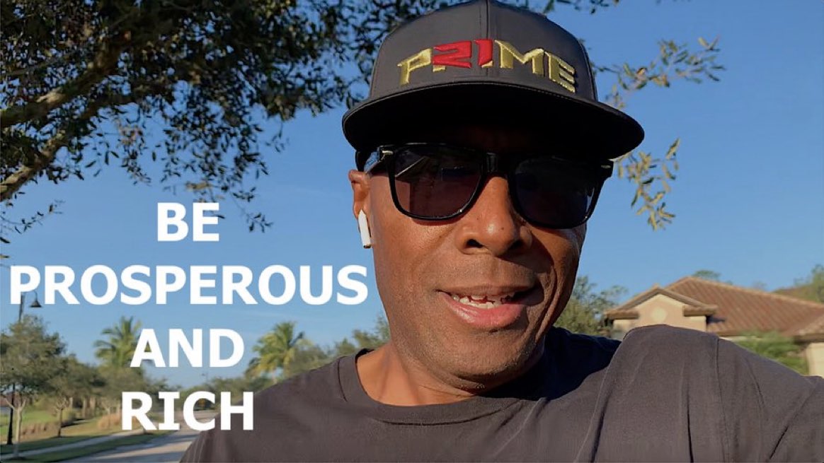5 Investments That Will Make You PROSPEROUS and RICH!
#millionairemindset #personalfinance #financialliteracy 

Link to full video: youtu.be/uMIxzUU7L6w