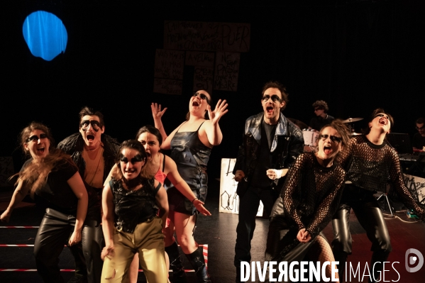 L'Opéra de quat'sous. Cie 312 centimes #photo  © Marc CHAUMEIL