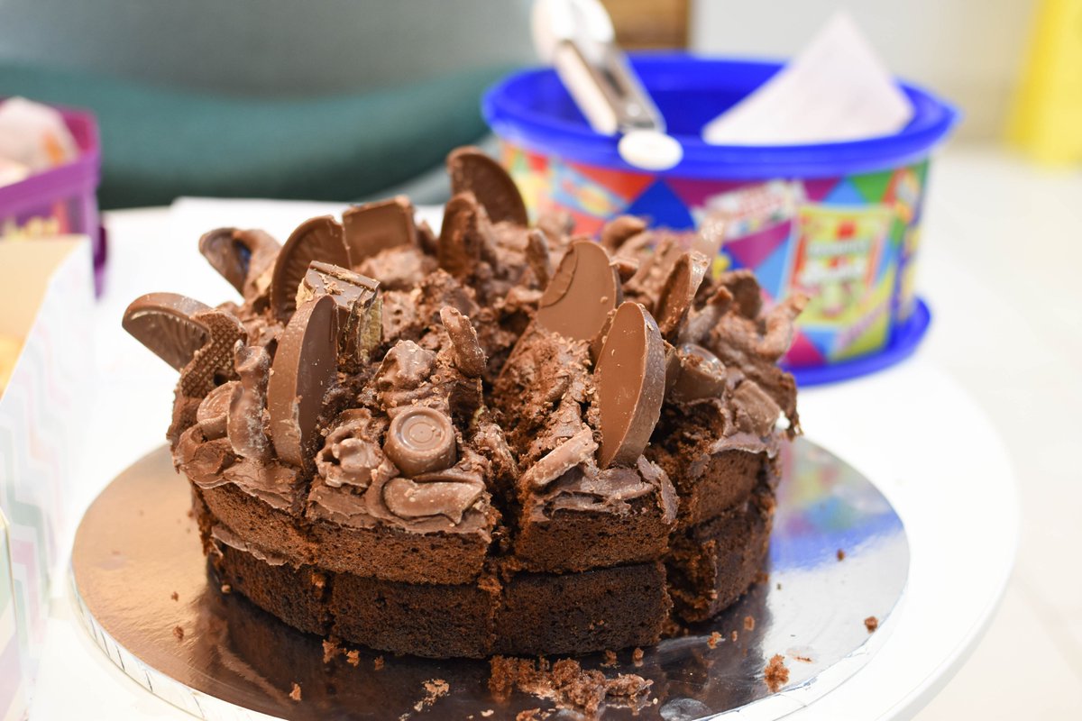 FOD_Group's tweet photo. We organised a bake sale on World Bake Day to raise funds for @CandlelightersT, and it turned out to be a full-building affair!
Our colleagues got baking, and our neighbours came together to support a good cause. 🍰
#lifeatFOD #thegreatFODbakeoff #charitybakesale https://t.co/khJuEHZG80