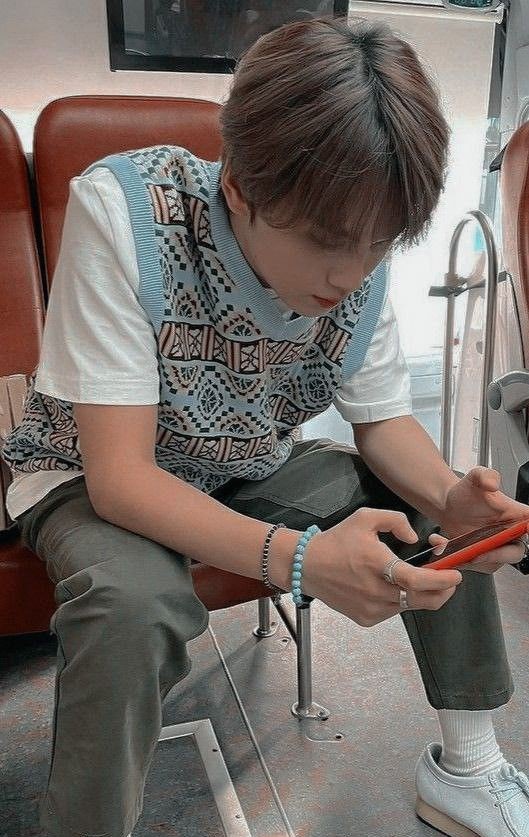 prettyleegf's tweet photo. mau nginep 2 bulan
 
— lee haechan few tweets au https://t.co/HzXFeLBSrI