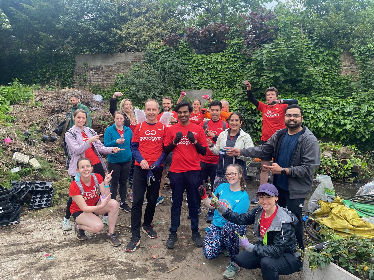 Huge congratulations to the brilliant <a href="/alanarmstrong13/">Alan Armstrong</a> for reaching 100 good deeds. That's a massive amount of commitment, time &amp; energy dedicated to supporting community - not to mention hundreds of miles run! If you see him about in his new red wings tshirt give him a cheer!