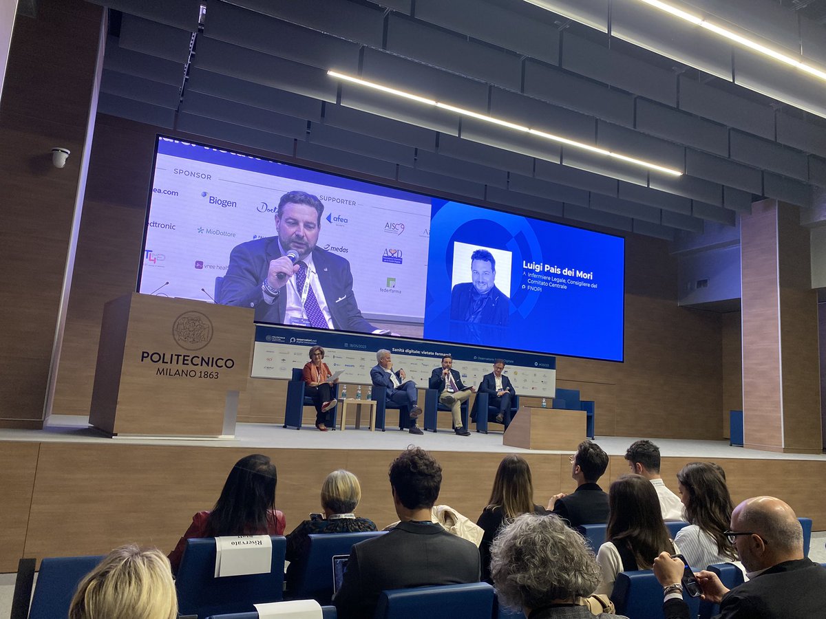 Osserv_Digital's tweet photo. Luigi Pais dei Mori @FNInfermieri spiega quale ruolo possono avere gli #infermieri nella riforma del territorio, ad esempio attraverso la figura dell’#infermiere di famiglia, e come il digitale può supportarli nell’integrazione ospedale-territorio #OSD23 https://t.co/1G07zCwfIi