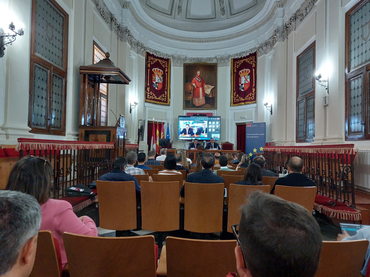 axieramoDG's tweet photo. Administración, Inteligencia Artificial, Ética, Derecho y otras cuestiones‼️
#Neuralia en la UCLM
https://t.co/tTmyGxuvW5
#TransparenciaAlaRiojana https://t.co/AcHAsJgZaz