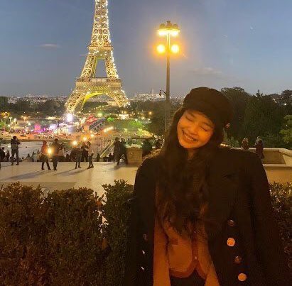 Dönen dedikoduların ardından Jennie ve Tae'nin şirketlerinden gayriresmi bir açıklama geldi;

"Sanatçıların özel hayatlarıyla ilgili olduğu için bilmiyoruz."