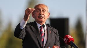 Rıza ZELYUT (@r_zelyut) on Twitter photo Sayın <a href="/kilicdarogluk/">Kemal Kılıçdaroğlu</a>
Konuşmanı yazan geri zekalıları boş ver. Daha net konuş:
-Osla'dan Habur'dan geniş söz et.
-TC tarihinde toprak yitiren ilk lider Erdoğan, de.
-İşgal edilen adaları geri alacağız, de.
-FETÖ'nün kendisi Erdoğan'dır, de.
-Paraları sıfırlama videosunu dinlet. Sayın <a href="/kilicdarogluk/">Kemal Kılıçdaroğlu</a>
Konuşmanı yazan geri zekalıları boş ver. Daha net konuş:
-Osla'dan Habur'dan geniş söz et.
-TC tarihinde toprak yitiren ilk lider Erdoğan, de.
-İşgal edilen adaları geri alacağız, de.
-FETÖ'nün kendisi Erdoğan'dır, de.
-Paraları sıfırlama videosunu dinlet.