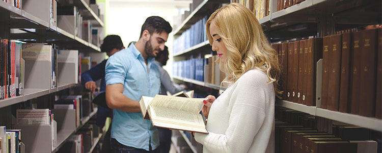 Funded studentship opportunities are available @UCLan. 

Most funding is for #PhD places. Schemes vary and may provide either full cover or partial tuition fee funding; some may also include a maintenance grant. 

 Find out more 👉 bit.ly/3c4sWlk

#Studentships #PhDChat