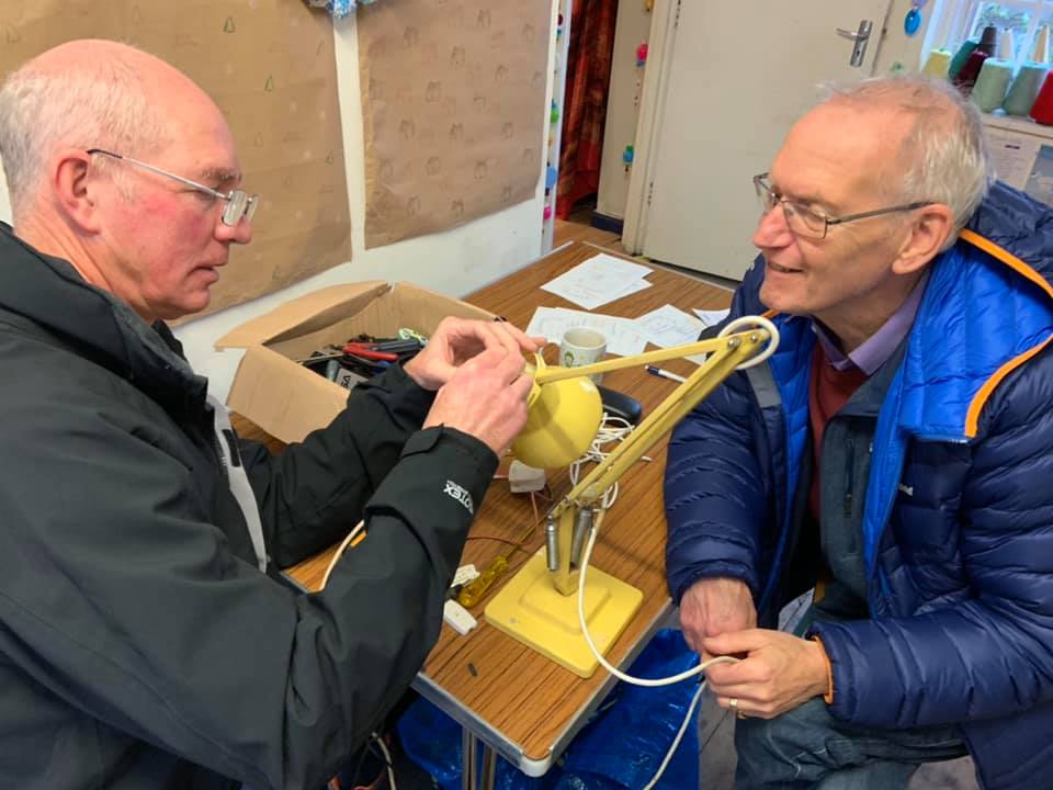 Don't forget that 'The Big Fix' repair cafés are running throughout May! Volunteers are helping to mend broken items, keeping them in use for longer. 

To find your nearest repair cafe go to: 
ow.ly/l0tO50OpS13