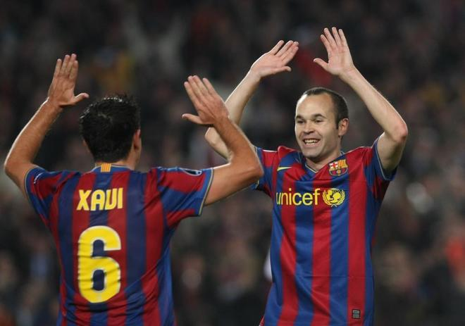 Encuestando's tweet photo. 📊 Elige a la que es, para ti, la MEJOR PAREJA de CENTROCAMPISTAS

🔄 XAVI E INIESTA
❤️ KROOS Y MODRIC https://t.co/MEKiMbPfpi