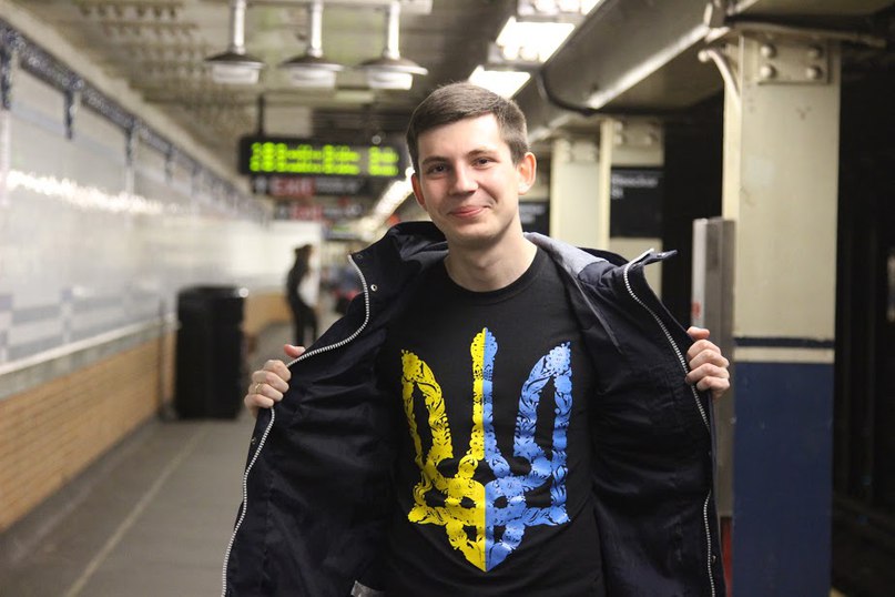 Tsihanouskaya's tweet image. Where are they? Where is Viktar Babaryka? Where is Ihar Losik? Where is my husband, Siarhei? I didn't have any news from him for two months. Where is Mikalai Statkevich? We heard that he was placed in isolation for half a year. Where is Masha Kalesnikava? 

The Belarus regime is…